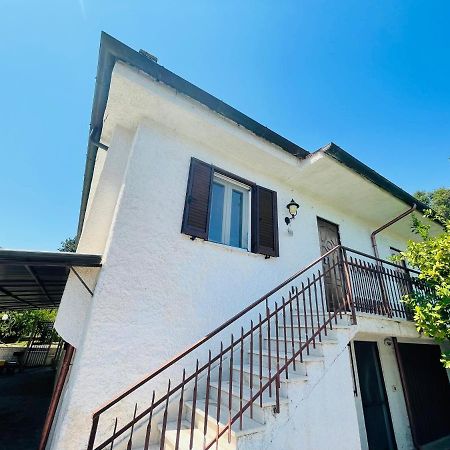 La Casa Di Nonna Attilia Apartment Fondi Exterior photo